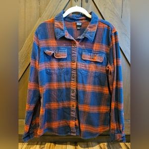 Patagonia Organic Cotton Fjord Women's Long-Sleeved Midweight Flannel Shirt